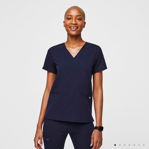 Figs Scrub Top
